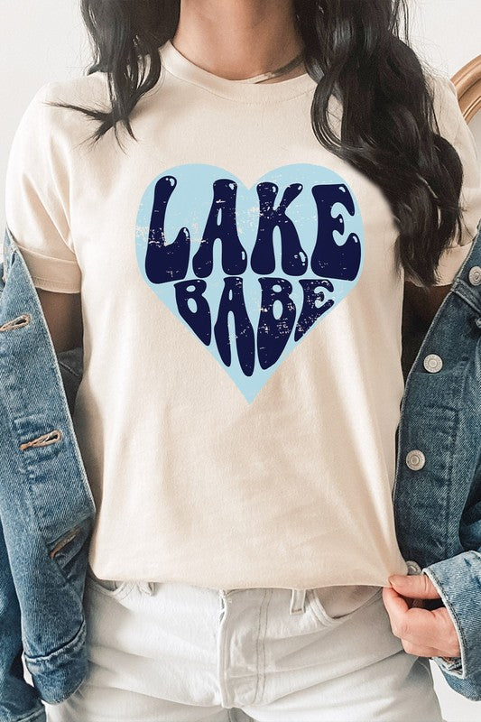 Lake Babe in Heart Water Vacation Graphic Tee Shirt