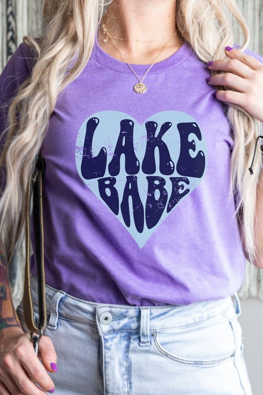 Lake Babe in Heart Water Vacation Graphic Tee Shirt