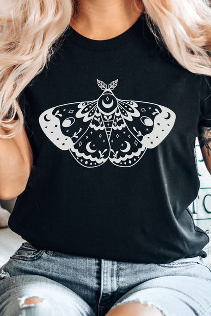 Ornamental Luna Moth Summer Night Graphic Tee Shirt